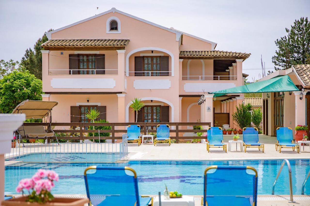 Nikos Pool Apartments - Upper Floor Sidárion Dış mekan fotoğraf