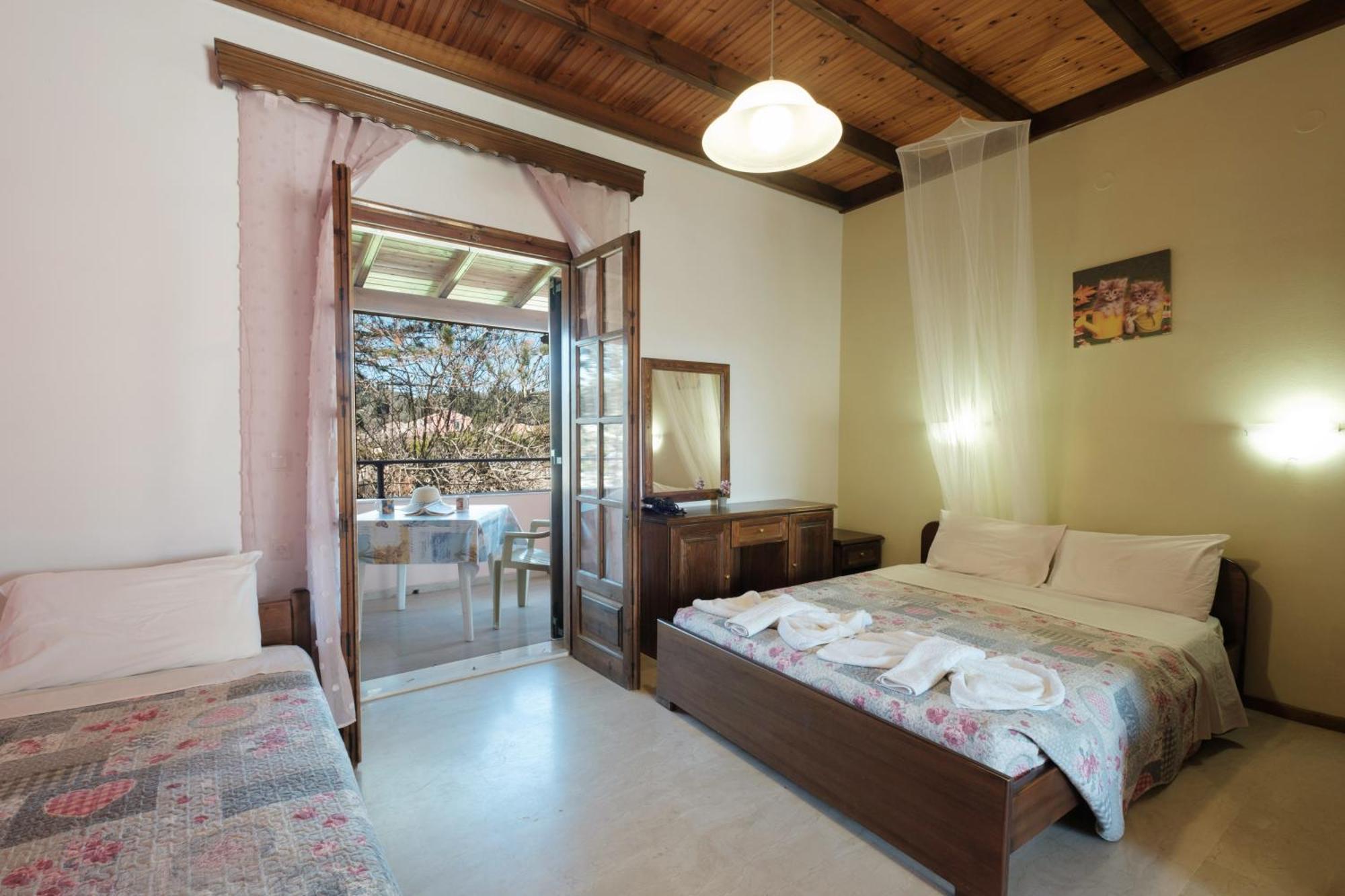 Nikos Pool Apartments - Upper Floor Sidárion Dış mekan fotoğraf